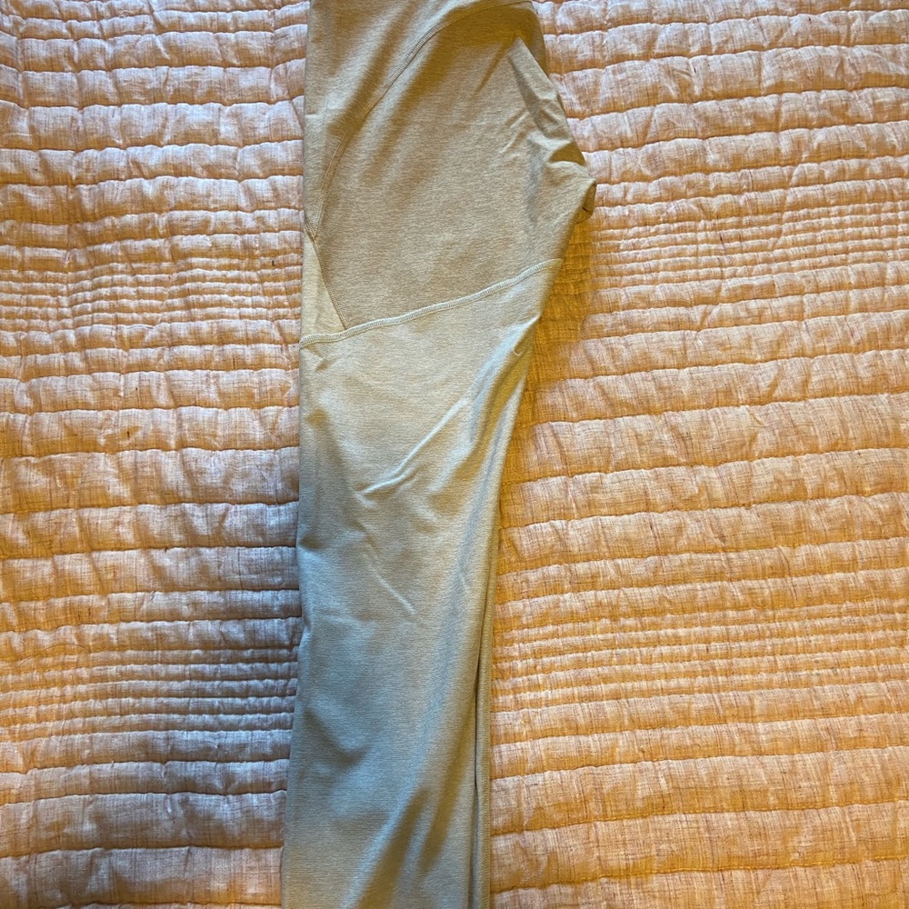 OV leggings